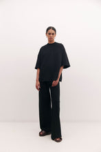 Load image into Gallery viewer, Harris Tapper Irving Trouser - Black Pants Hyde Boutique