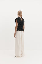 Load image into Gallery viewer, Harris Tapper Irving Trouser - Bone Pants Hyde Boutique