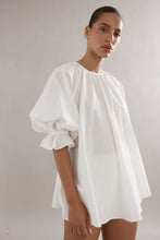 Load image into Gallery viewer, Caitlin Crisp Horizon Top - Ivory