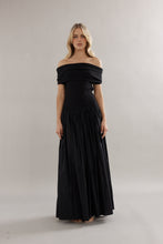 Load image into Gallery viewer, Caitlin Crisp Elsa Dress - Black Hyde Boutique