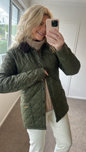Load image into Gallery viewer, Barbour Heritage Liddesdale Quilted Jacket - Olive Hyde Boutique