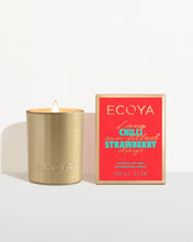 Load image into Gallery viewer, Ecoya Holiday Chilli Strawberry Mini Goldie Candle Hyde Boutique