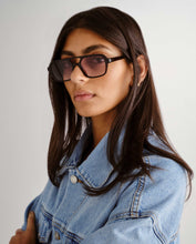 Load image into Gallery viewer, Luv Lou The Dusty Sunglasses - Wine Sunglasses Luv Lou