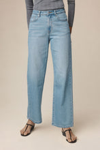 Load image into Gallery viewer, Marle Wide Leg Jean - Classic Wash Hyde Boutique