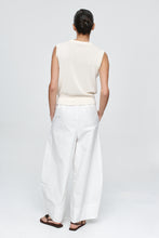 Load image into Gallery viewer, Marle Foundations Vest - Ivory