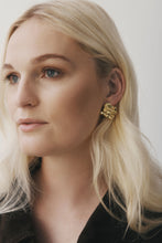 Load image into Gallery viewer, Castel & Co River - Gold