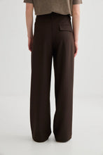 Load image into Gallery viewer, Laing Invert Pleat Trouser - Truffle