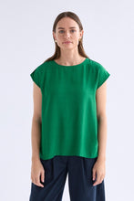 Load image into Gallery viewer, Elk Neues Top - Leaf Green