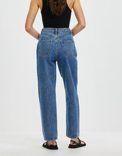 Load image into Gallery viewer, Assembly Label Vintage Straight Jean - Dark Stone Hyde Boutique