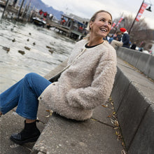 Load image into Gallery viewer, Moke Juniper Women’s Reversible Jacket - Olive Apparel > Women > Clothing > Jackets & Coats > Reversible Jackets > Moke Hyde Boutique