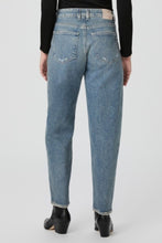 Load image into Gallery viewer, Paige Alexis Barrel Leg Jean - Cats Meow Hyde Boutique