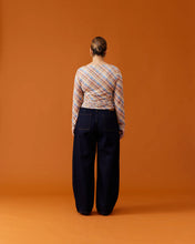 Load image into Gallery viewer, Ruby Buzz Jean - Unwashed Hyde Boutique