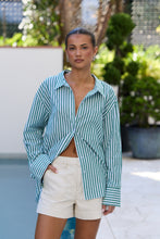 Load image into Gallery viewer, Ivy + Jack Kindly Pocket Front Denim Short - Ecru Arriving Next Week