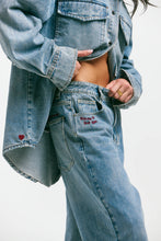 Load image into Gallery viewer, Sabbi Boyfriend Jeans  Hyde Boutique