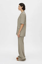 Load image into Gallery viewer, Camilla and Marc Arnelle Short Sleeve Blazer - Natural Pinstripe Hyde Boutique