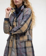 Load image into Gallery viewer, Barbour Babbity Showerproof Reversible Jacket - Navy/Dress Hyde Boutique