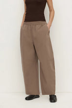 Load image into Gallery viewer, Assembly Label Elaine Washed Cotton Pant - Dark Sand