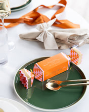 Load image into Gallery viewer, Ecoya Hand Repair Bonbon 40ml - Mandarin Gin Bonbon cracker Ecoya