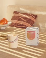 Load image into Gallery viewer, Ecoya High Summer Ceramic Candle - Coconut & Tuberose Hyde Boutique