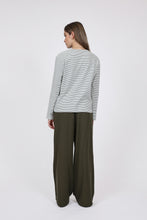 Load image into Gallery viewer, Marlow Eclipse Wide Leg Pant - Spruce Hyde Boutique
