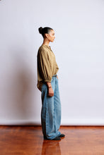 Load image into Gallery viewer, Mahsa Everyday Blouse - Kelp Hyde Boutique