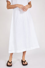 Load image into Gallery viewer, Marlow Tivoli Linen Dress - White