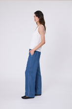 Load image into Gallery viewer, Marlow Fresco Pant - Mid Wash Hyde Boutique