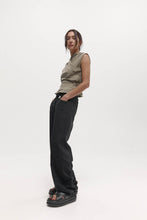 Load image into Gallery viewer, Harris Tapper Dean Trouser - Black Hyde Boutique