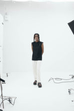 Load image into Gallery viewer, Harris Tapper Dean Trouser - Cream Hyde Boutique