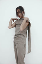 Load image into Gallery viewer, Harris Tapper Laro Top - Shroom Hyde Boutique