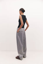 Load image into Gallery viewer, Harris Tapper Bea Top - Black  Hyde Boutique