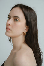 Load image into Gallery viewer, Castel & Co Hadley Earrings Large - Gold
