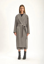 Load image into Gallery viewer, Jac + Jack Eaze Coat - Flannel Hyde Boutique