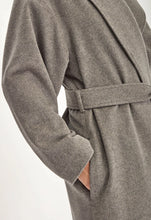 Load image into Gallery viewer, Jac + Jack Eaze Coat - Flannel Hyde Boutique