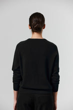 Load image into Gallery viewer, Laing Amy Cashmere V-Neck - Black  Hyde Boutique   

