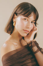 Load image into Gallery viewer, Porter Dina Hoops - Gold Hyde Boutique