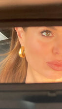 Load image into Gallery viewer, Porter Dina Hoops - Gold Hyde Boutique