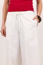 Load image into Gallery viewer, Ivy + Jack Transit Pull On Waist Tie Barrel Leg Pants - White Hyde Boutique