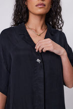 Load image into Gallery viewer, Marlow Reverb Shirt - Black Hyde Boutique