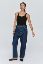 Load image into Gallery viewer, Marle Slung Jean - Washed Indigo Hyde Boutique