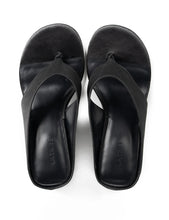 Load image into Gallery viewer, La Tribe Wedge Thong - Black
