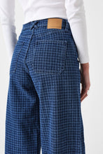 Load image into Gallery viewer, Seventy & Mochi Bay Jean - Houndstooth Idaho Hyde Boutique