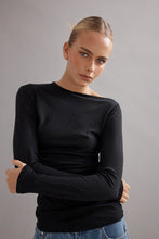 Load image into Gallery viewer, Caitlin Crisp Beau Merino - Black Hyde Boutique