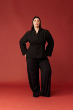 Load image into Gallery viewer, Ruby Coco Blazer - Black Hyde Boutique
