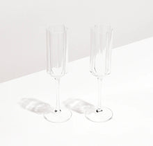 Load image into Gallery viewer, Fazeek Wave Flute Set TWO x WAVE FLUTES - CLEAR - Clear  Mrs Hyde Boutique   
