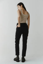 Load image into Gallery viewer, Marle Straight Leg Jean - Black Mrs Hyde Boutique