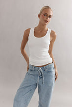 Load image into Gallery viewer, Caitlin Crisp Low Rise Leo Jean - Light Blue Hyde Boutique