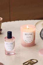 Load image into Gallery viewer, Ecoya Metro Candle - Sweet Pea & Jasmine Hyde Boutique