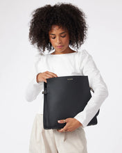 Load image into Gallery viewer, SABEN Beatrice Shoulder Bag - Black Hyde Boutique