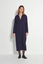 Load image into Gallery viewer, Juliette Hogan Tracey Tunic - Navy Apparel > Women > Clothing > Dresses > Midi Dresses > Juliette Hogan Hyde Boutique